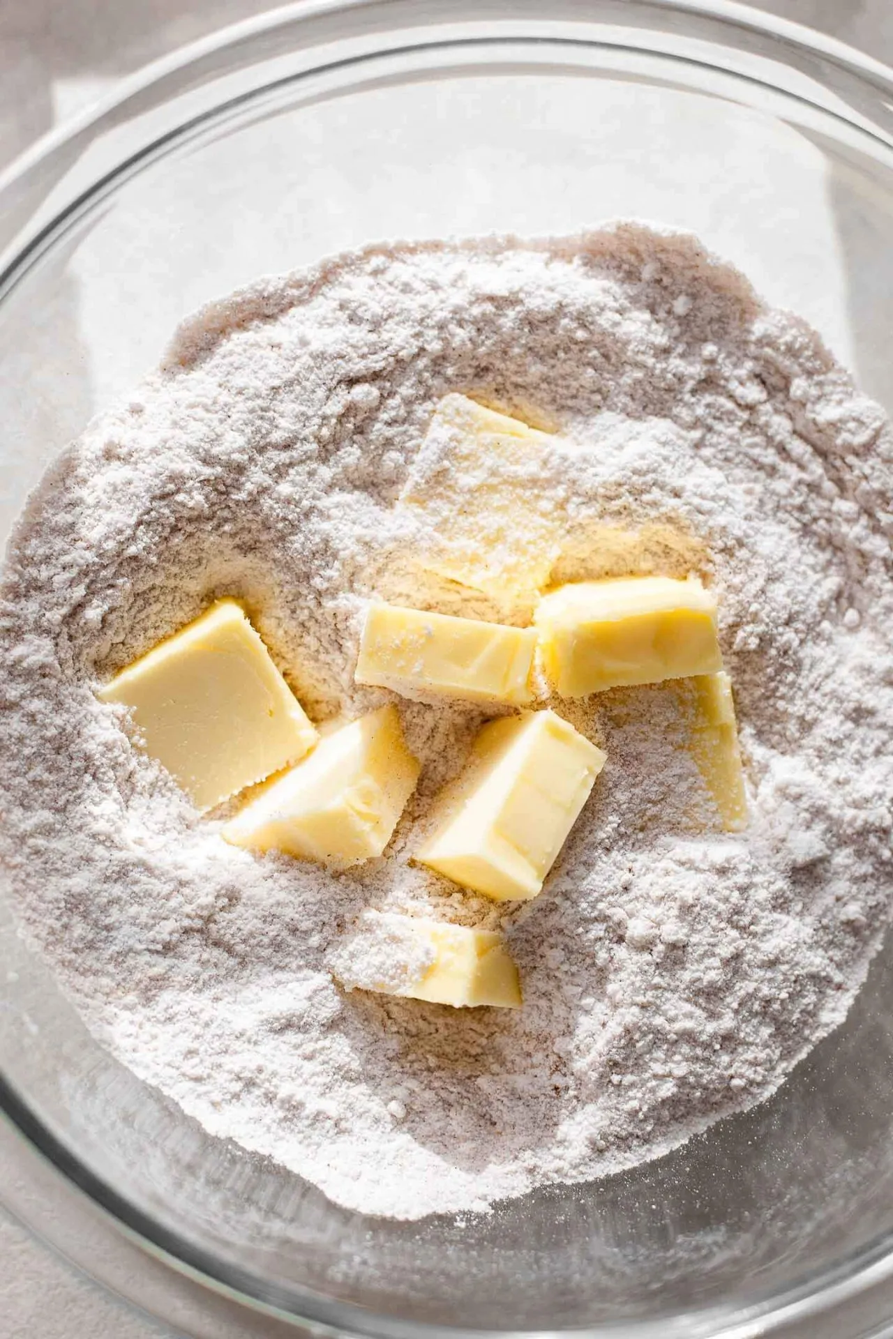 cinnamon roll gooey butter cake butter added into dry ingredients